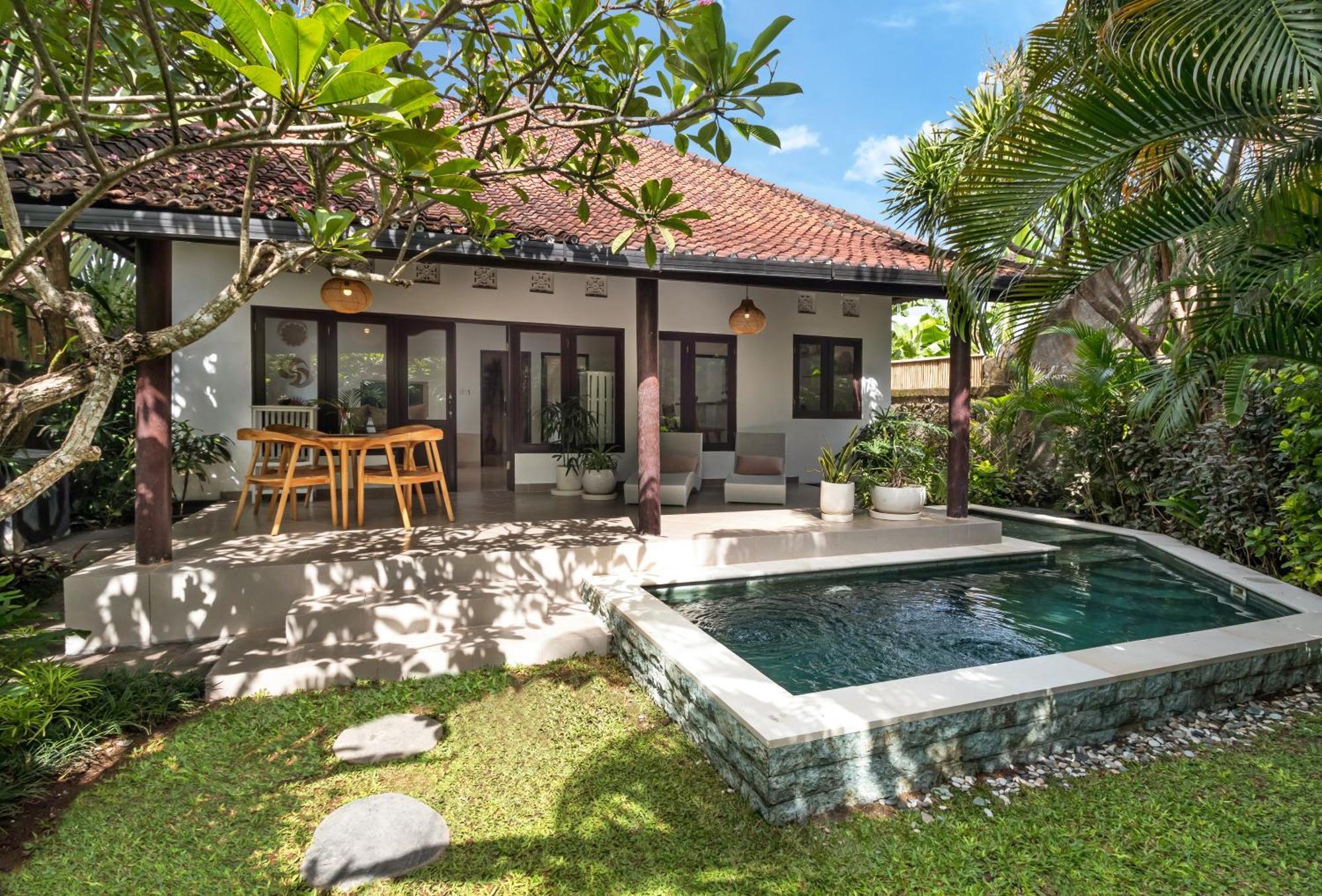 Twist And Shout Villa Seminyak Buitenkant foto