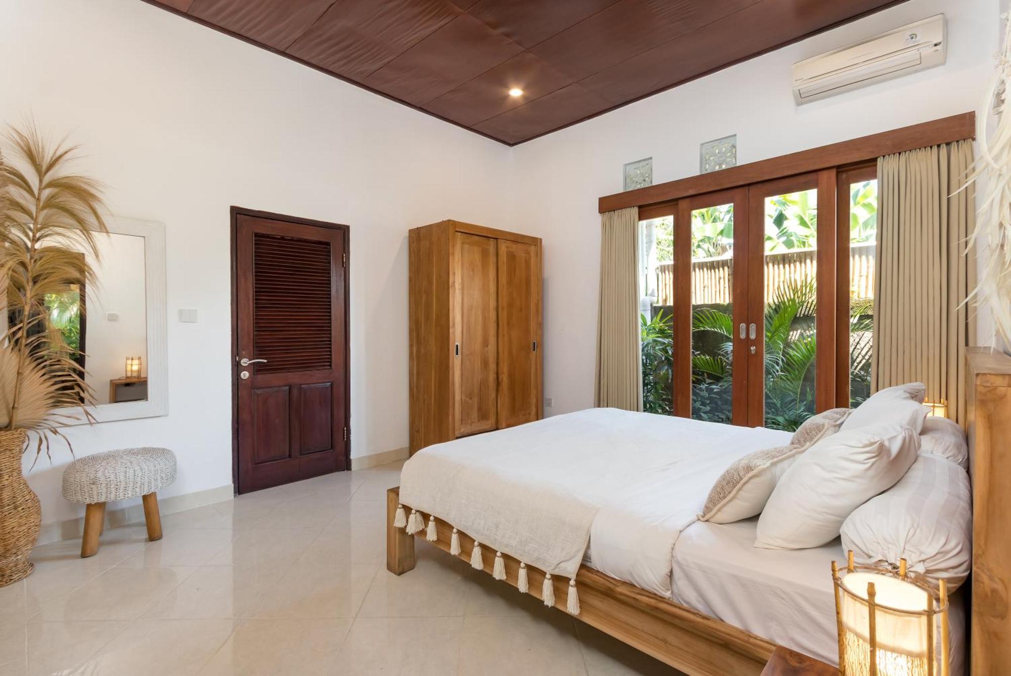 Twist And Shout Villa Seminyak Buitenkant foto